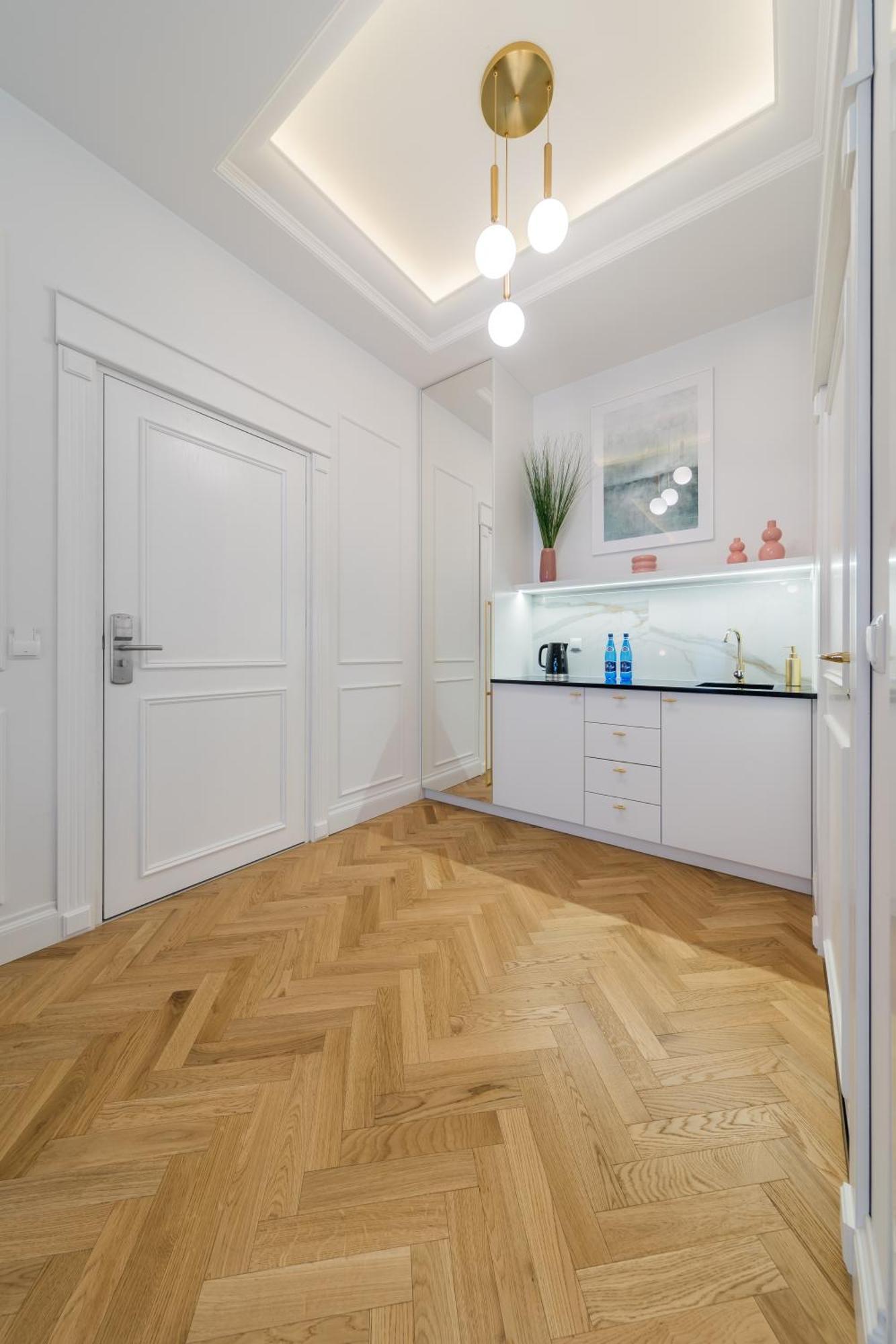 H Aparthotel Ełk Habitación foto
